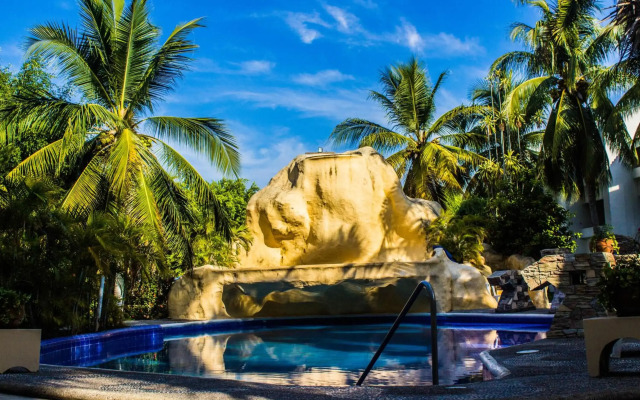 Ixtapa Palace Resort