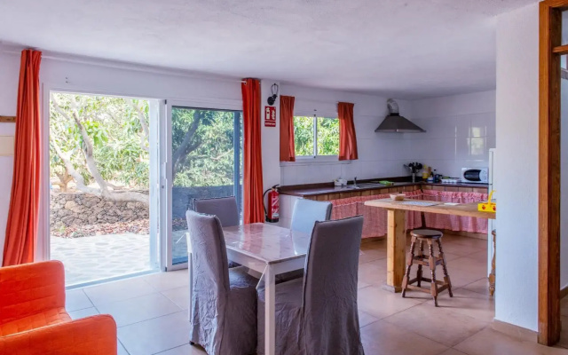 APARTMENTS ON AN ORGANIC FARM BY THE COAST, Frontera