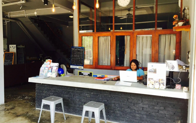 Nokhook House Trang - Hostel