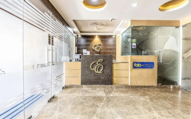 OYO 4324 Hotel Emerald Manor