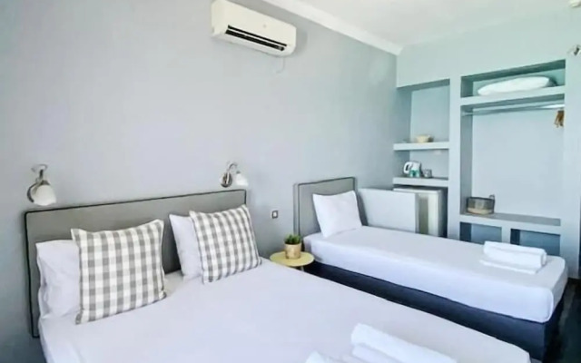 Xenios Hotel