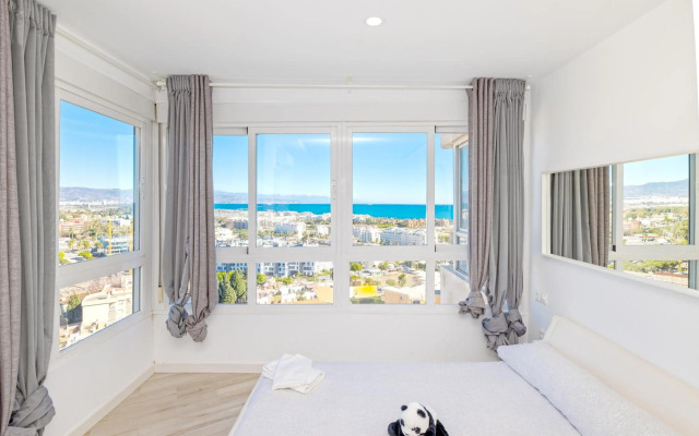 Sunrise Apartment 924