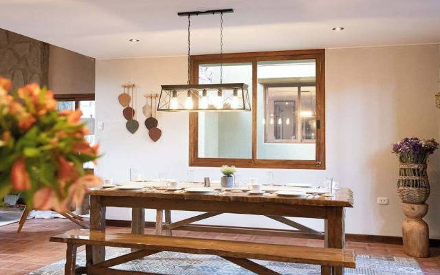 w Warm 3BR Villa in Sacred Valley