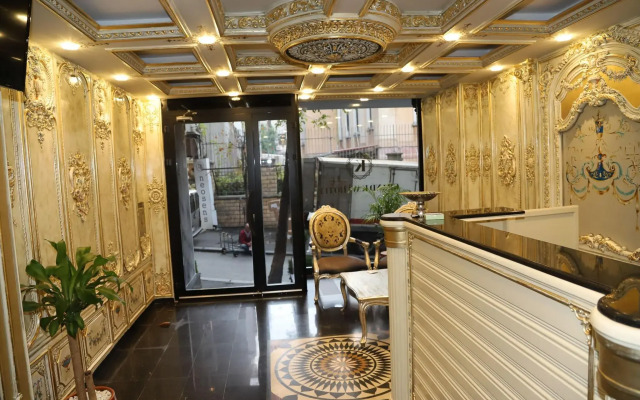 Grand Kavi Hotel