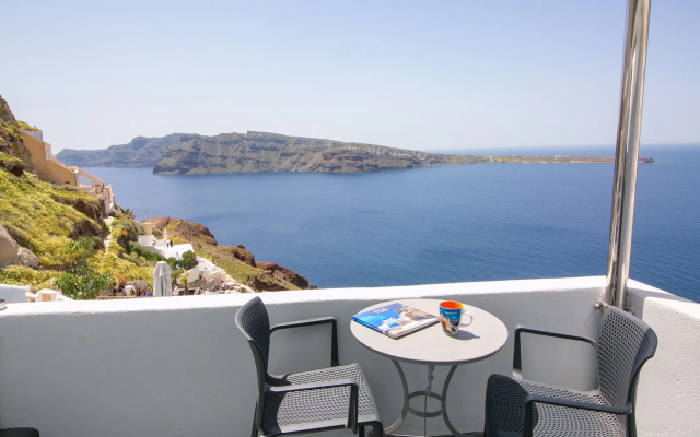Theodora Suites Santorini