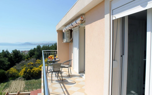 Seaview Apartment Kia by Litto