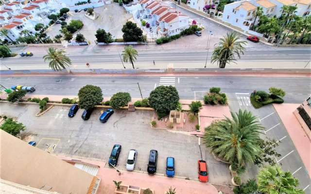 2-Schlafzimmer-Penthouse-Apartment mit frontalem Meerblick