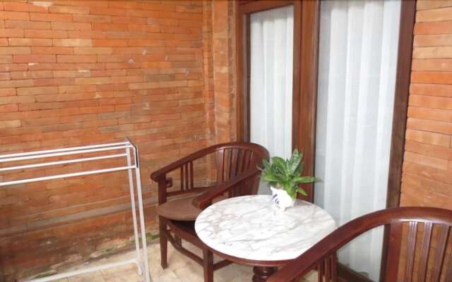 Laghawa Beach Inn Hotel