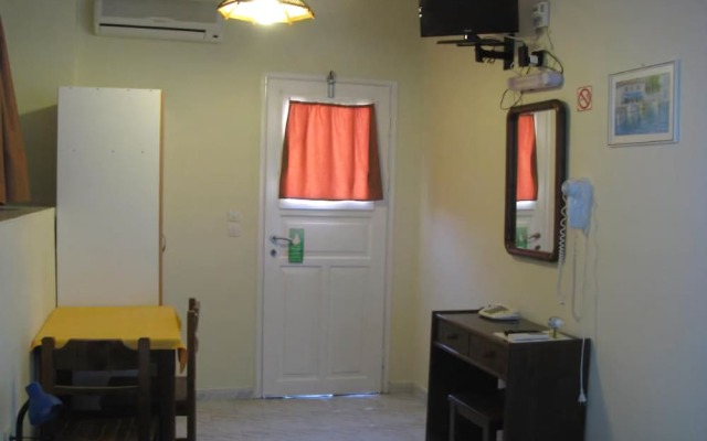 Anna Rooms & Studios