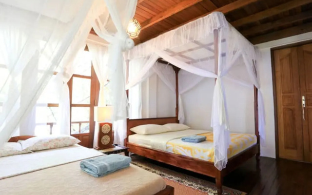 Villa Sunrise on the Bali North Shore