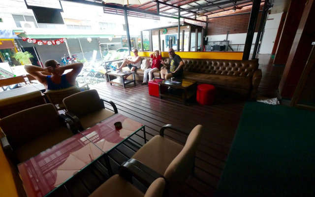 Basic Line Hotel at Loikroh