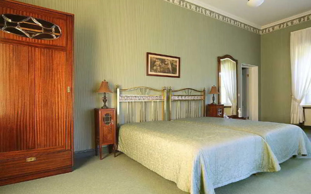 Hotel Mežotnes Palace