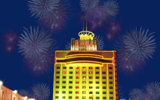 Thank Inn Plus hotel He'nan Zhoukou Chuanhui District Red Star Macalline