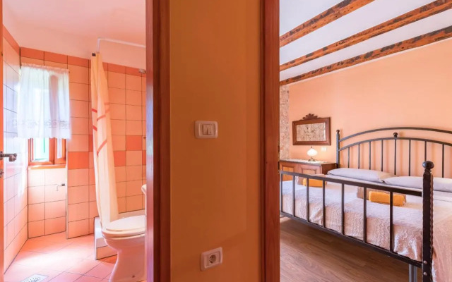 Country House Apartments