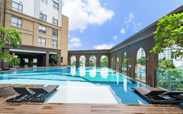 Gin House - Garden Gate APT Phu Nhuan