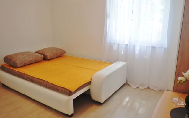 Apartments Novosel 30 M From The Beach