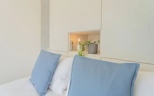 Blue Bliss Apartment by Rent all Como