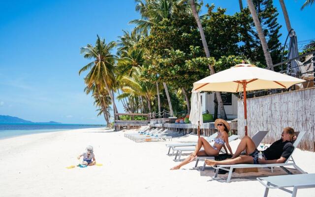 Villa Chok in beachfront villa resort