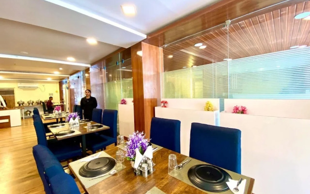 Hotel Sky Park - Airport Zone