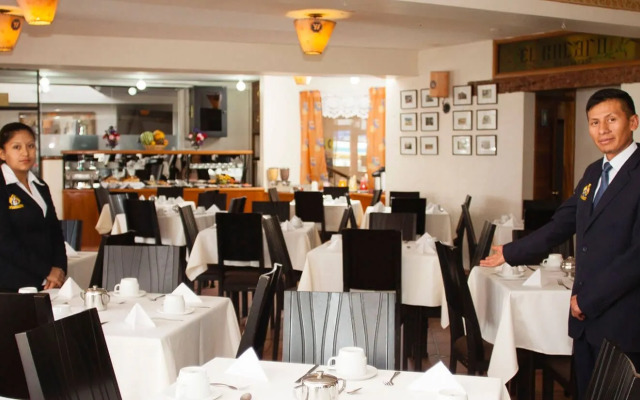 Hotel De La Villa Hermoza