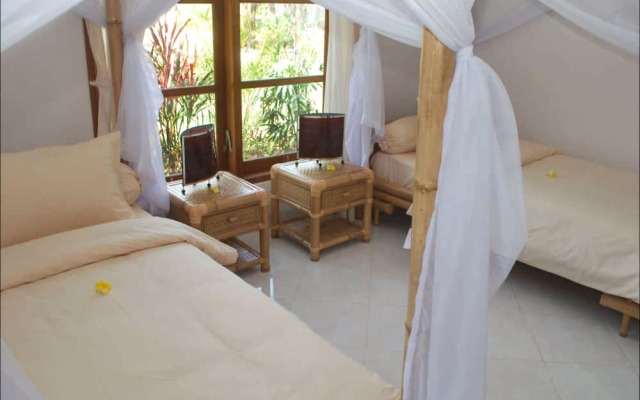 Villa Cerah Beachfront Holiday House