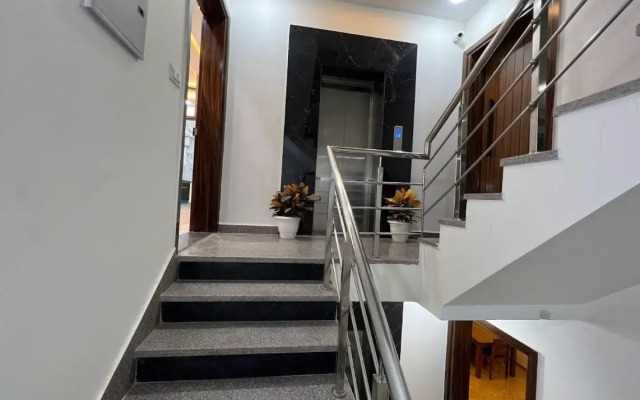 Lime Tree Two Bhk Service Apartment Golf Course Road Gurgaon