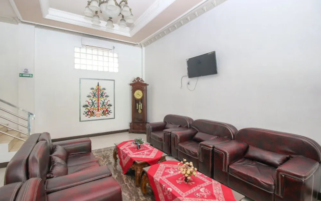 Airy Bandara Tjilik Riwut Nyai Undang 4 Palangkaraya