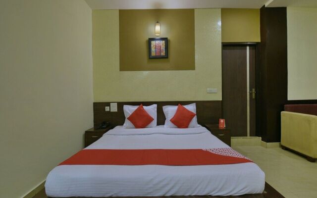 OYO 11754 Hotel Classic 7