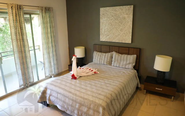 Turquesa Penthouse 2 BDRM sleeps 5
