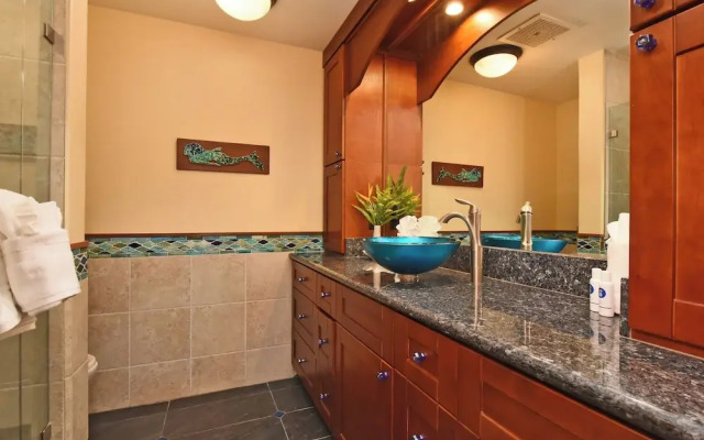 Kaanapali Royal D302
