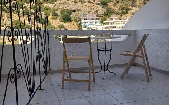 Argiro Studios And Apartments