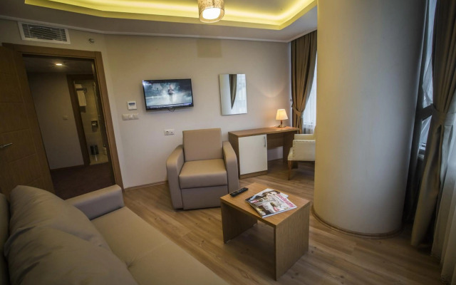 Park Square Hotel