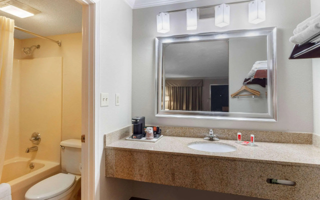 Econo Lodge Byron - Warner Robins