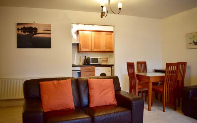 2 Bedroom Apartment With Balconies