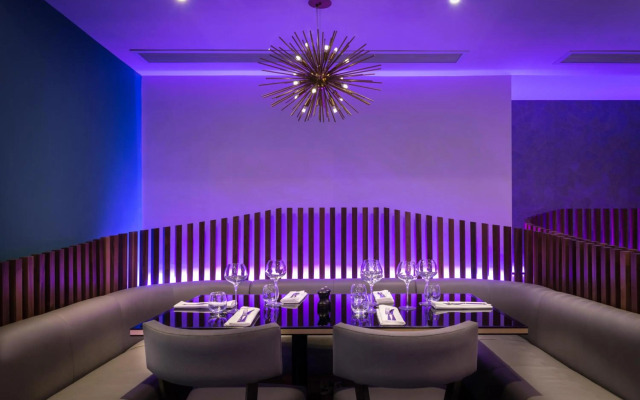Seven Hotel