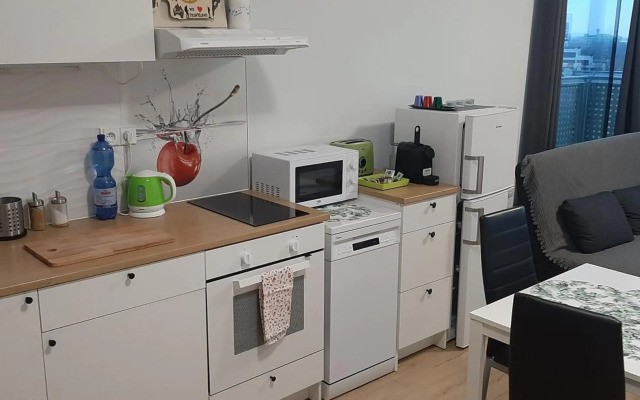Apartment Cherry Bratislava & Free Parking
