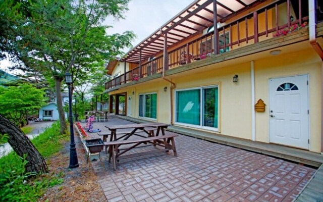 Danyang Sky Garden Pension