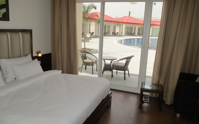 Sentara Hotel and Resort