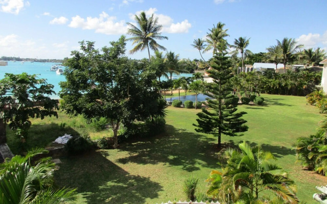 Villa de Prestige Beach Front 8