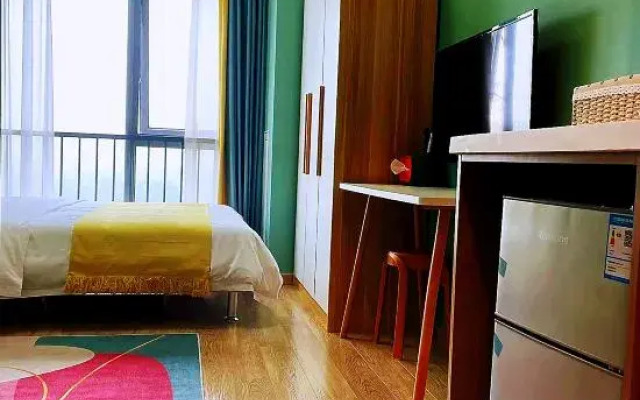 Swallow house Theme Hotel