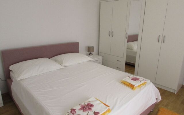 Ana-Marija Apartment