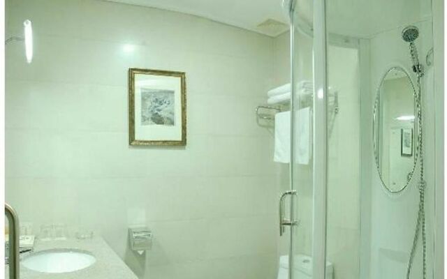 沙芭比亚酒店(广州南村万博地铁站店 )