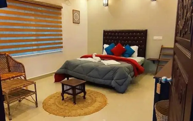 Pura Vida Varkala