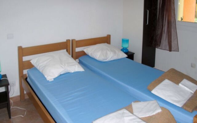 Holiday Home Le Mediterranée - AGL250