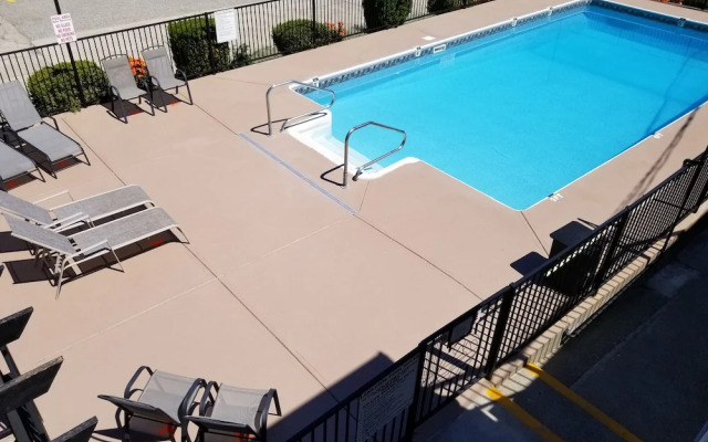 Osoyoos Lakeview Inn & Suites
