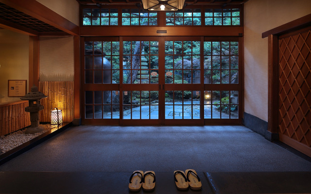 Atami Onsen Sakuraya Ryokan