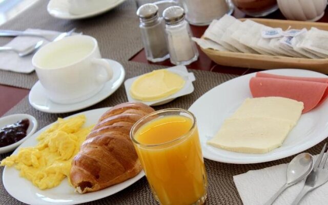 Rio Hotel