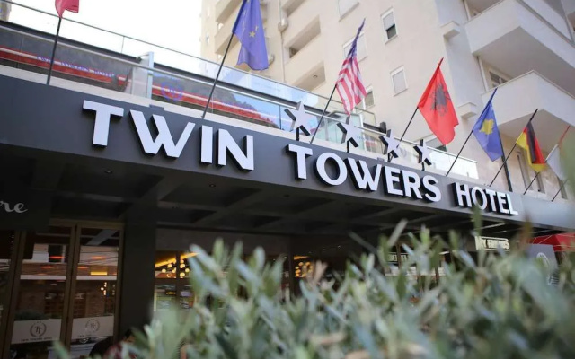 Twin Towers Hotel City & Beach Resort