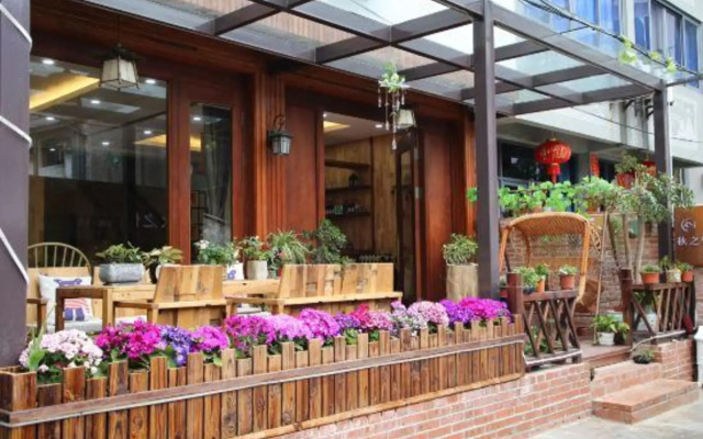 Qiuzhiyue Hotel