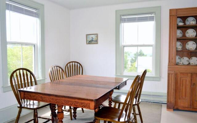 Still Point Lodge & Cottages